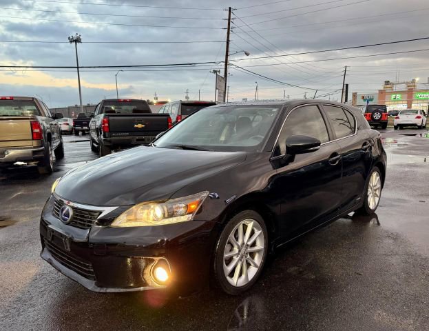 Used 2011 Lexus CT 200h Premium image 13