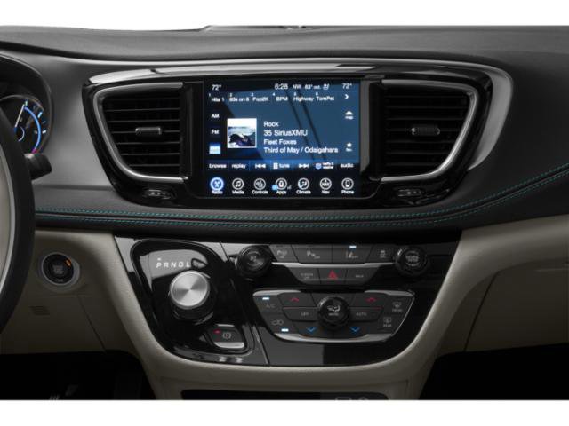 Used 2019 Chrysler Pacifica Limited w/ Advanced Safetytec Group FWD image 13