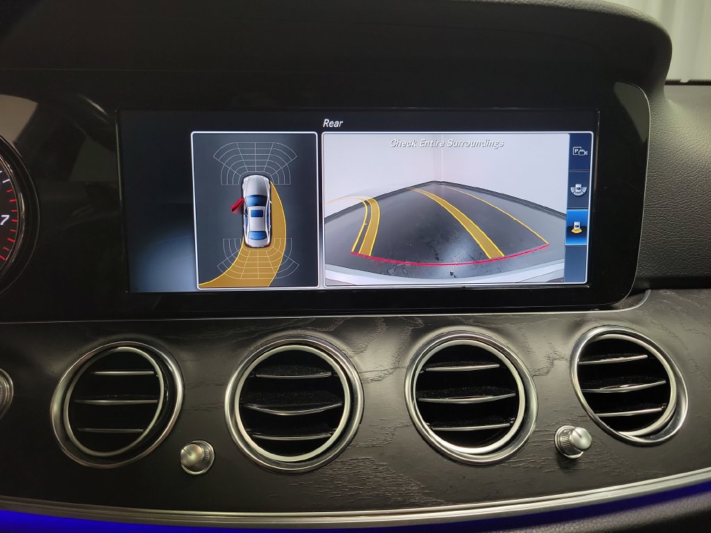 Used 2017 Mercedes-Benz E 300 image 24