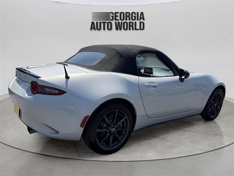 Used 2016 MAZDA MX-5 Miata Club RWD image 20