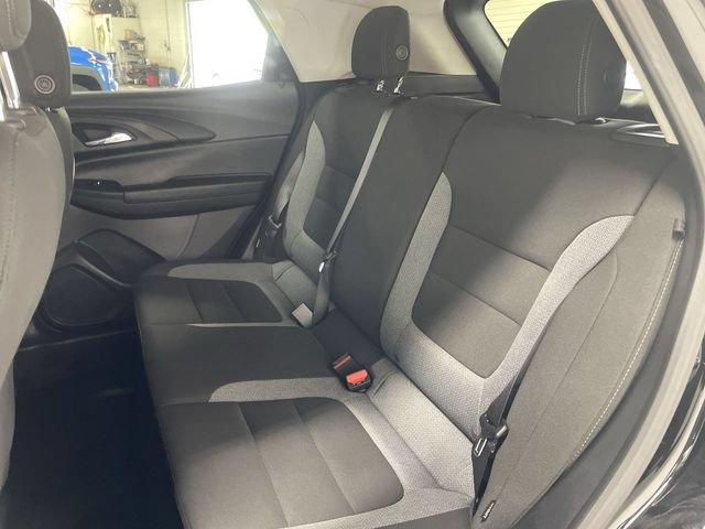 Used 2025 Chevrolet TrailBlazer LT FWD image 23