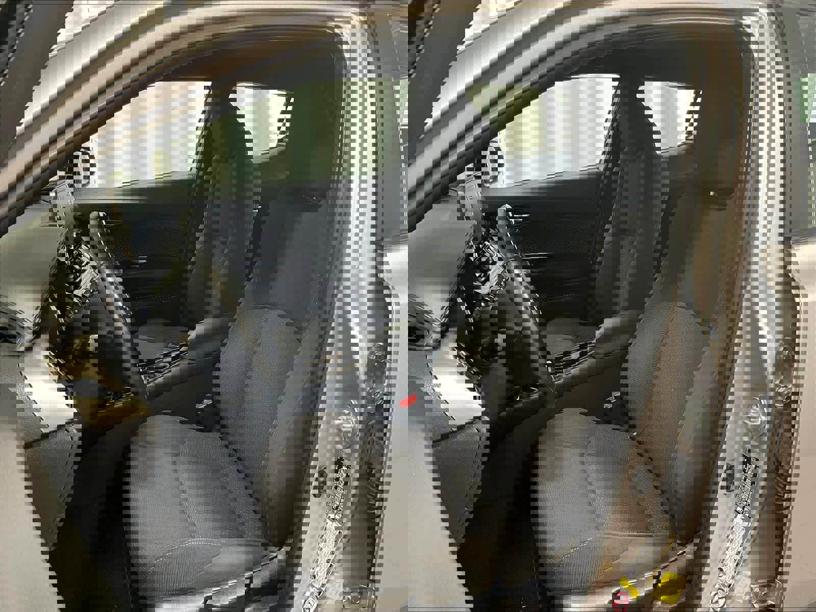 Used 2019 Toyota C-HR XLE image 10