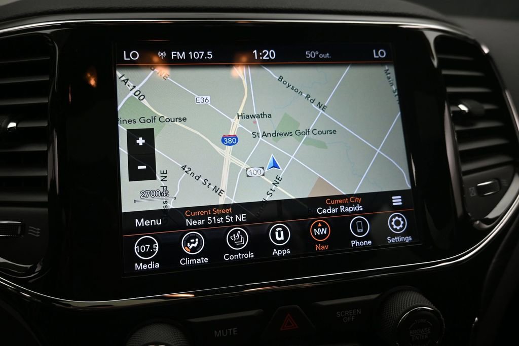 Used 2021 Jeep Grand Cherokee Laredo X AWD/4WD image 16