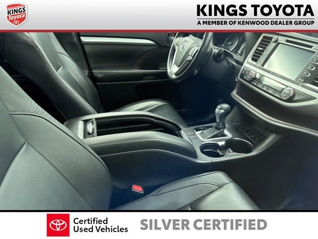 Used 2018 Toyota Highlander XLE AWD/4WD image 8