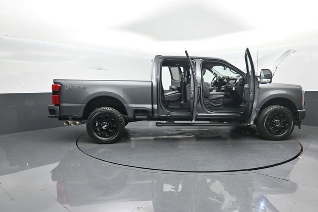 New 2026 Ford F350 Lariat w/ Black Appearance Package AWD/4WD image 37