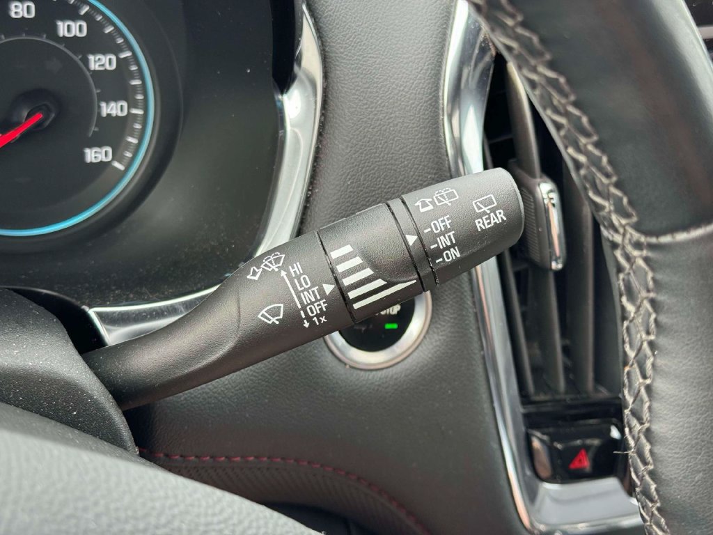 Used 2023 Chevrolet Traverse RS AWD/4WD image 27