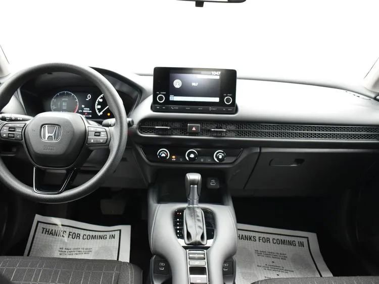 Used 2025 Honda HR-V LX image 19