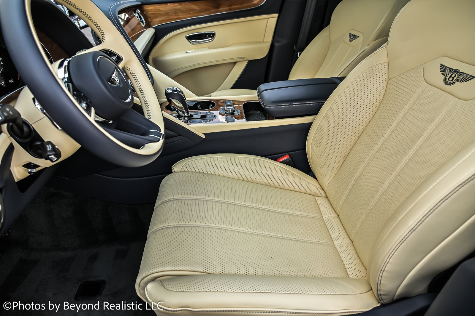 Certified 2023 Bentley Bentayga Extended Wheelbase image 26