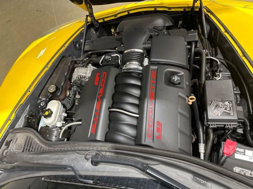 Used 2011 Chevrolet Corvette Grand Sport w/ Preferred Equipment Group image 86