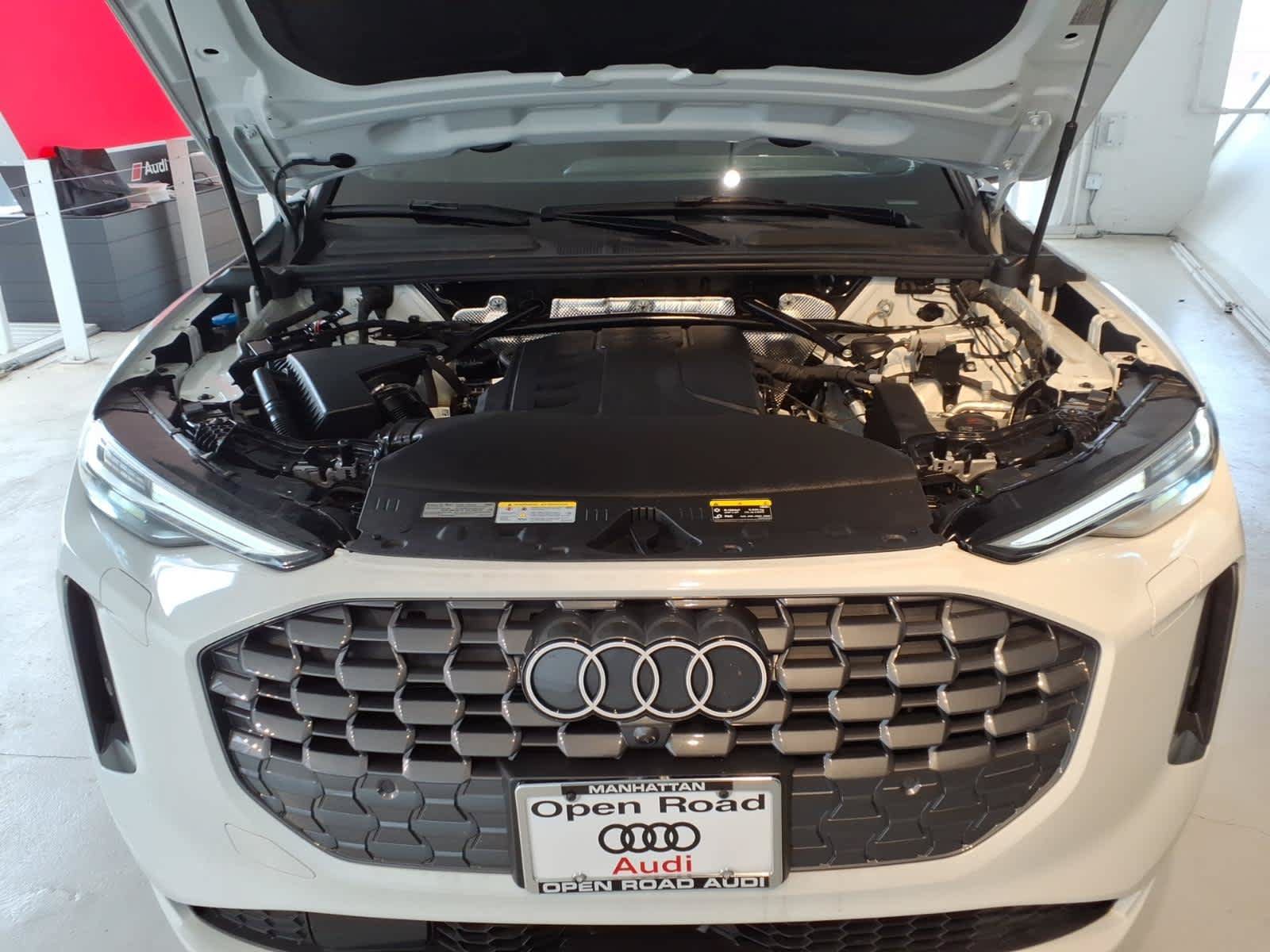 Certified 2025 Audi Q5 Premium w/ Premium Plus AWD/4WD image 28