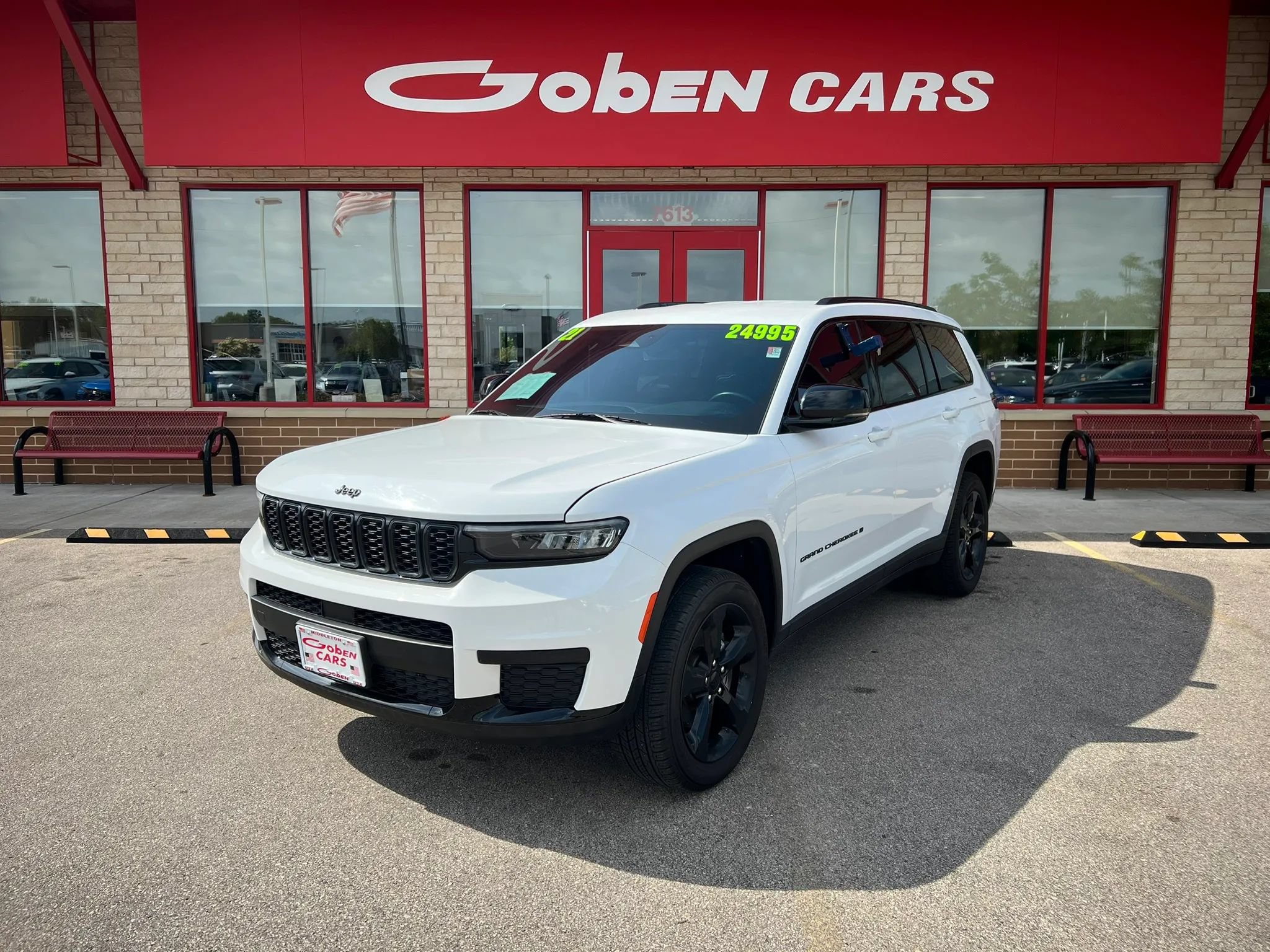 Used 2021 Jeep Grand Cherokee L Laredo AWD/4WD image 1