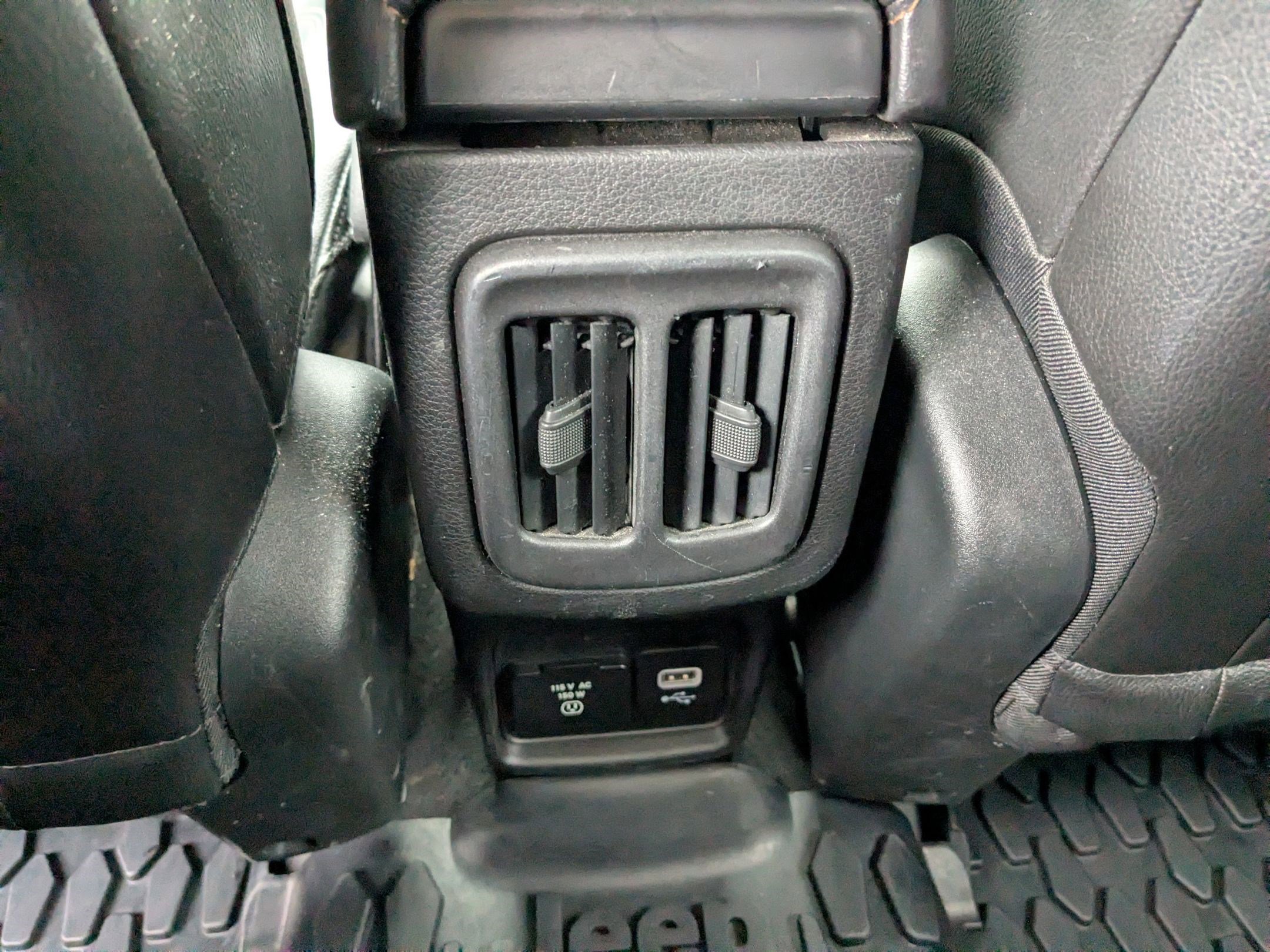 Used 2020 Jeep Compass Limited AWD/4WD image 28