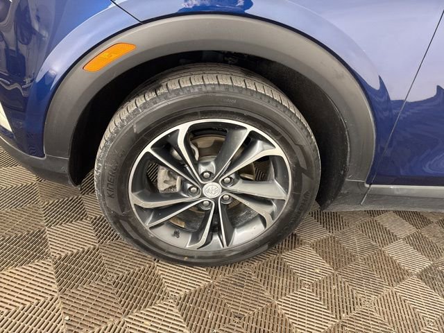 Used 2023 Buick Encore GX Select image 30