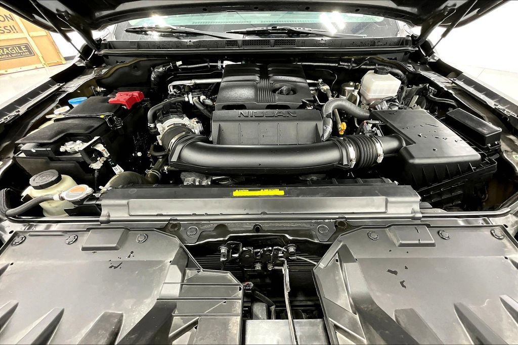 Used 2024 Nissan Frontier SV AWD/4WD image 12