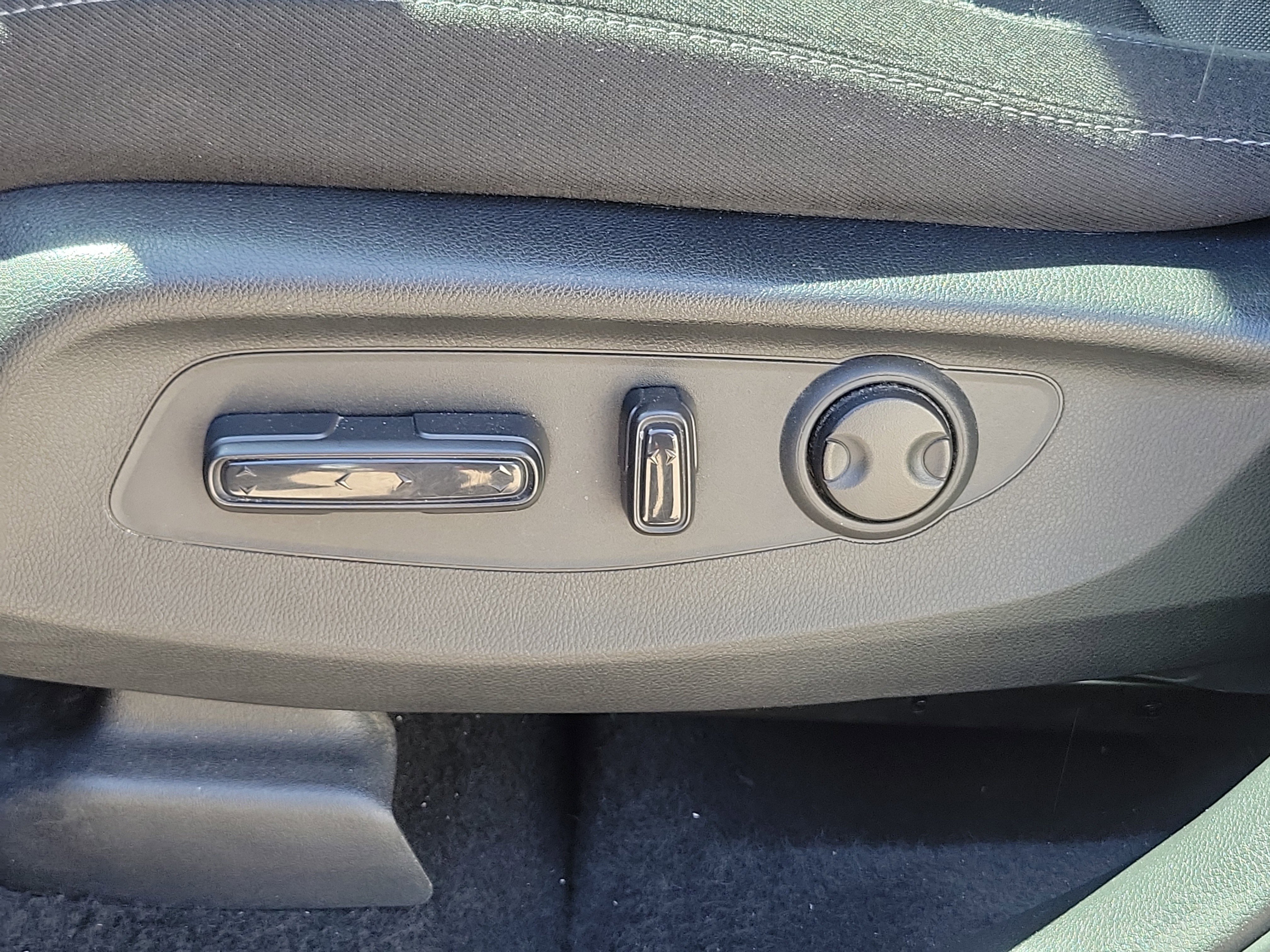 Used 2024 Honda CR-V EX image 23