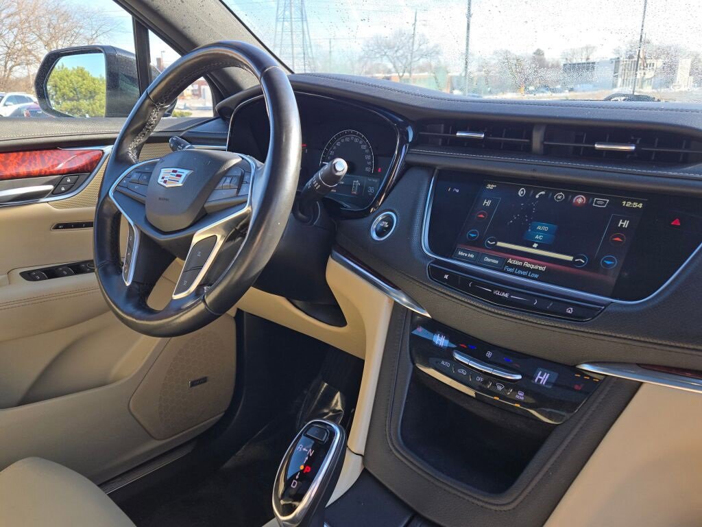 Used 2019 Cadillac XT5 Luxury image 7
