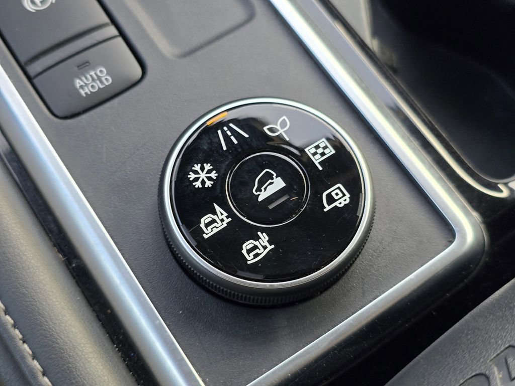 Used 2024 Nissan Pathfinder SV image 33