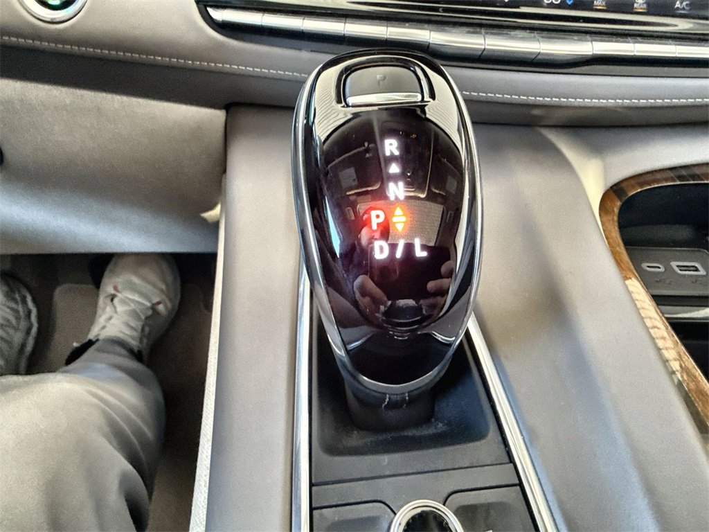 Certified 2023 Cadillac Escalade Sport Platinum image 15