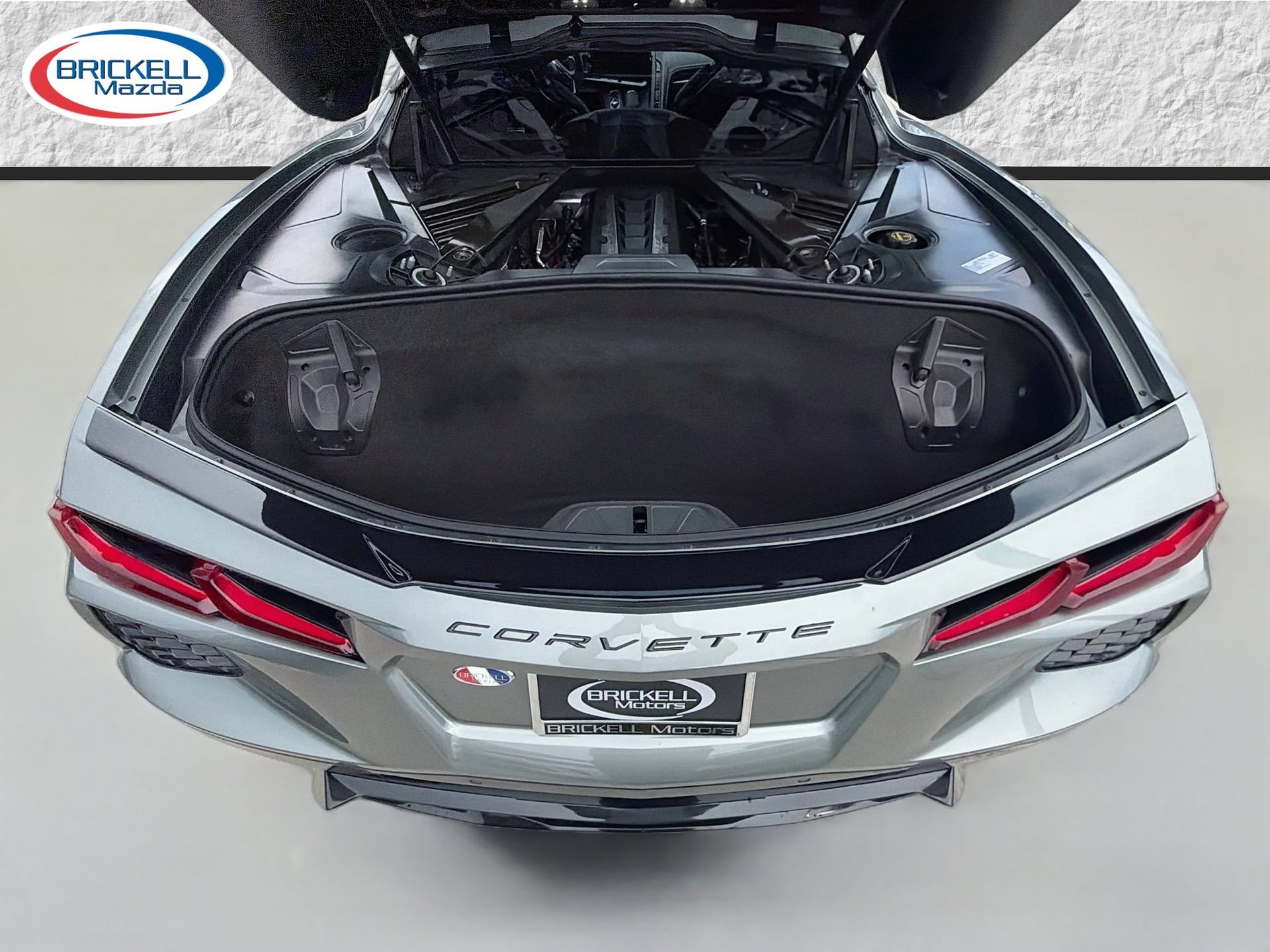 Used 2024 Chevrolet Corvette Stingray Premium Cpe w/ Body-Color Dual Roof Package RWD image 12
