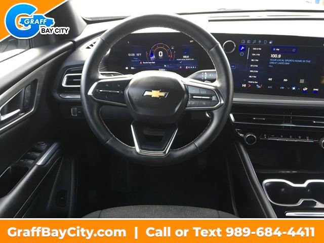 Used 2024 Chevrolet Traverse LT image 13