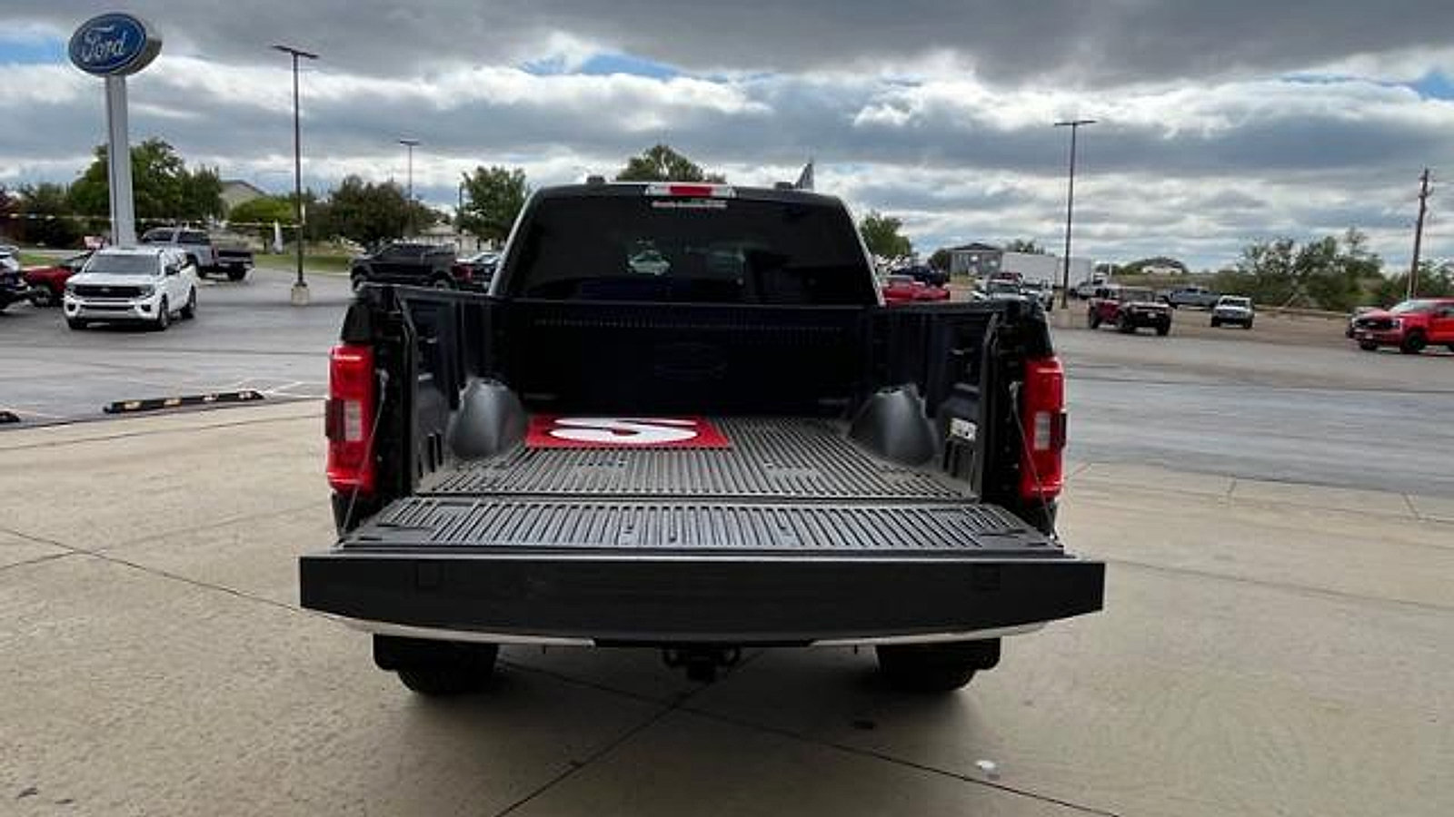 Used 2023 Ford F150 XLT w/ Equipment Group 301A Mid AWD/4WD image 7