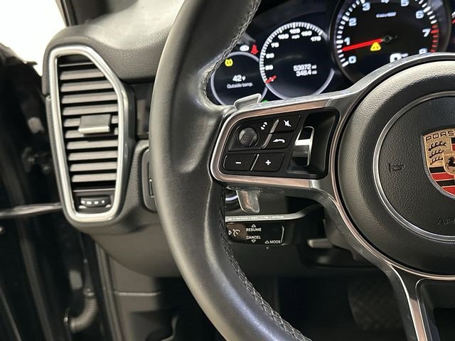 Used 2019 Porsche Cayenne Base image 8