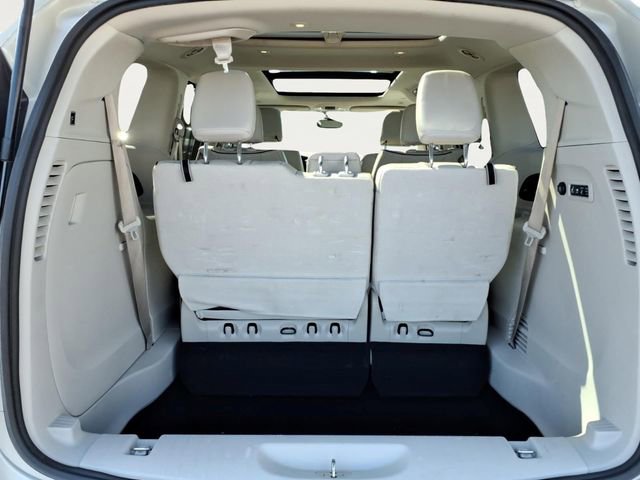 Used 2019 Chrysler Pacifica Limited FWD image 26