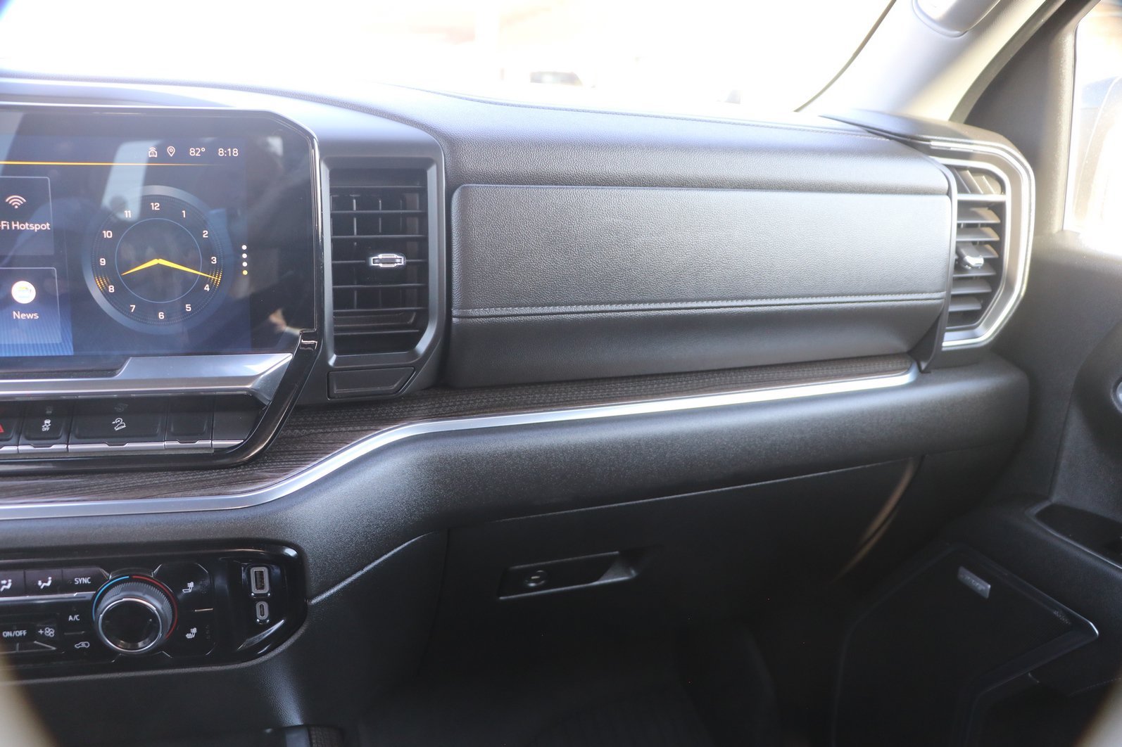 Used 2024 Chevrolet Silverado 1500 RST w/ Convenience Package II AWD/4WD image 28