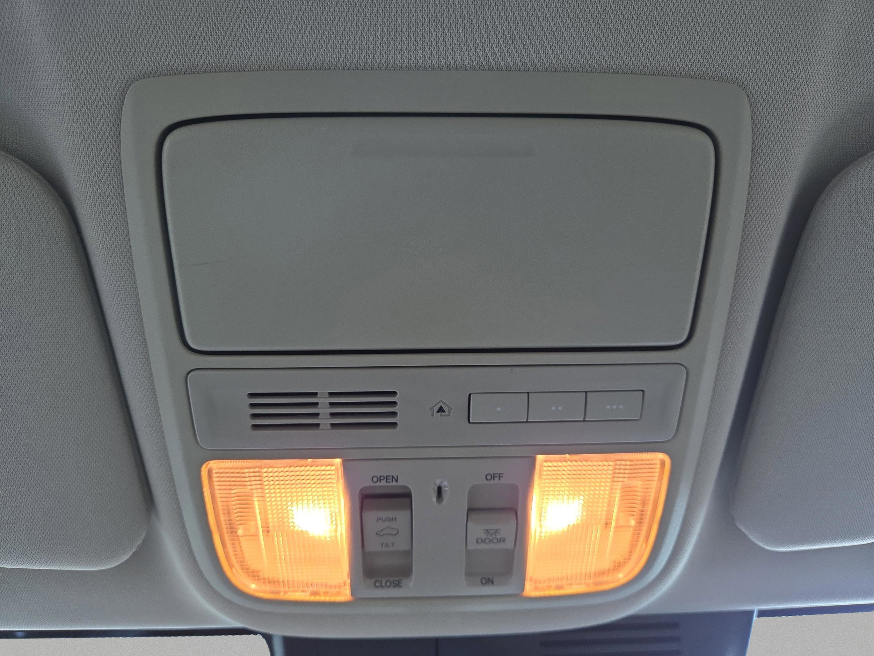 Used 2019 Honda CR-V EX-L image 11