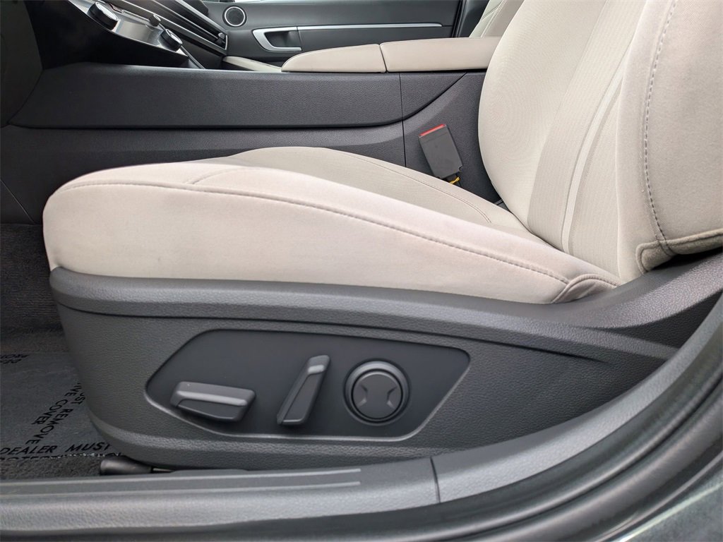 Used 2025 Hyundai Sonata SEL image 14