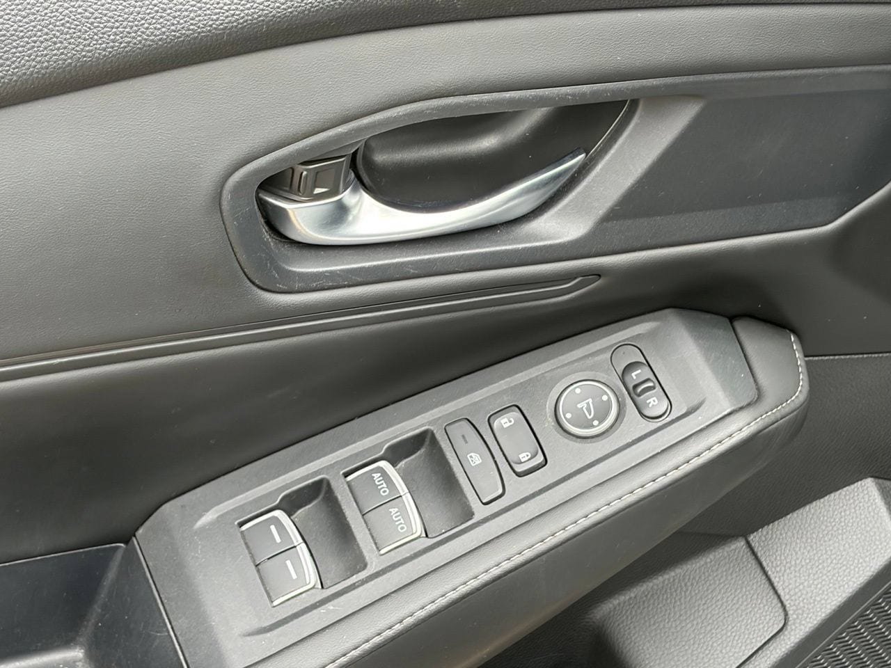 Used 2023 Honda Accord Sport image 6