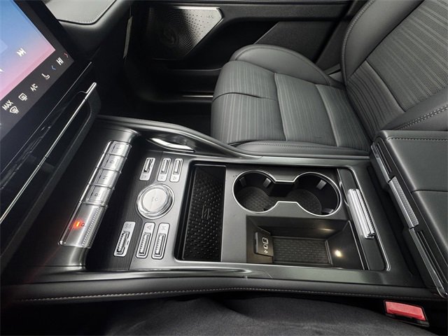 New 2026 Lincoln Nautilus Reserve image 25