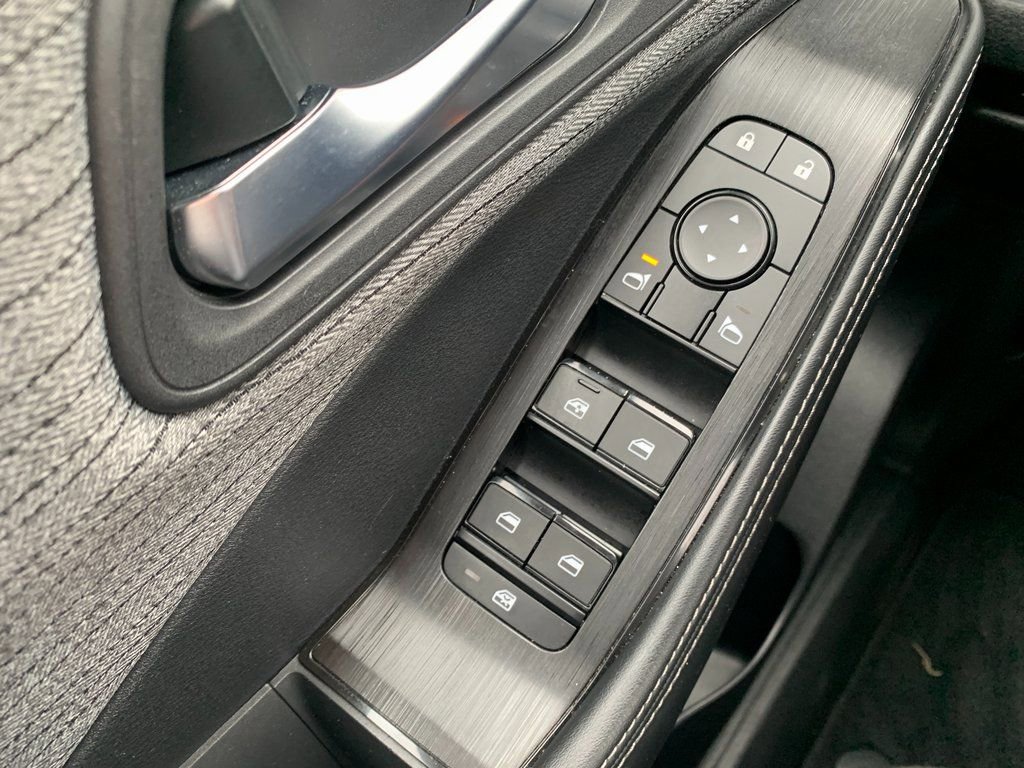 Used 2023 Nissan Rogue SV image 20