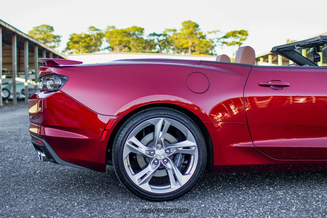 Used 2021 Chevrolet Camaro SS image 10