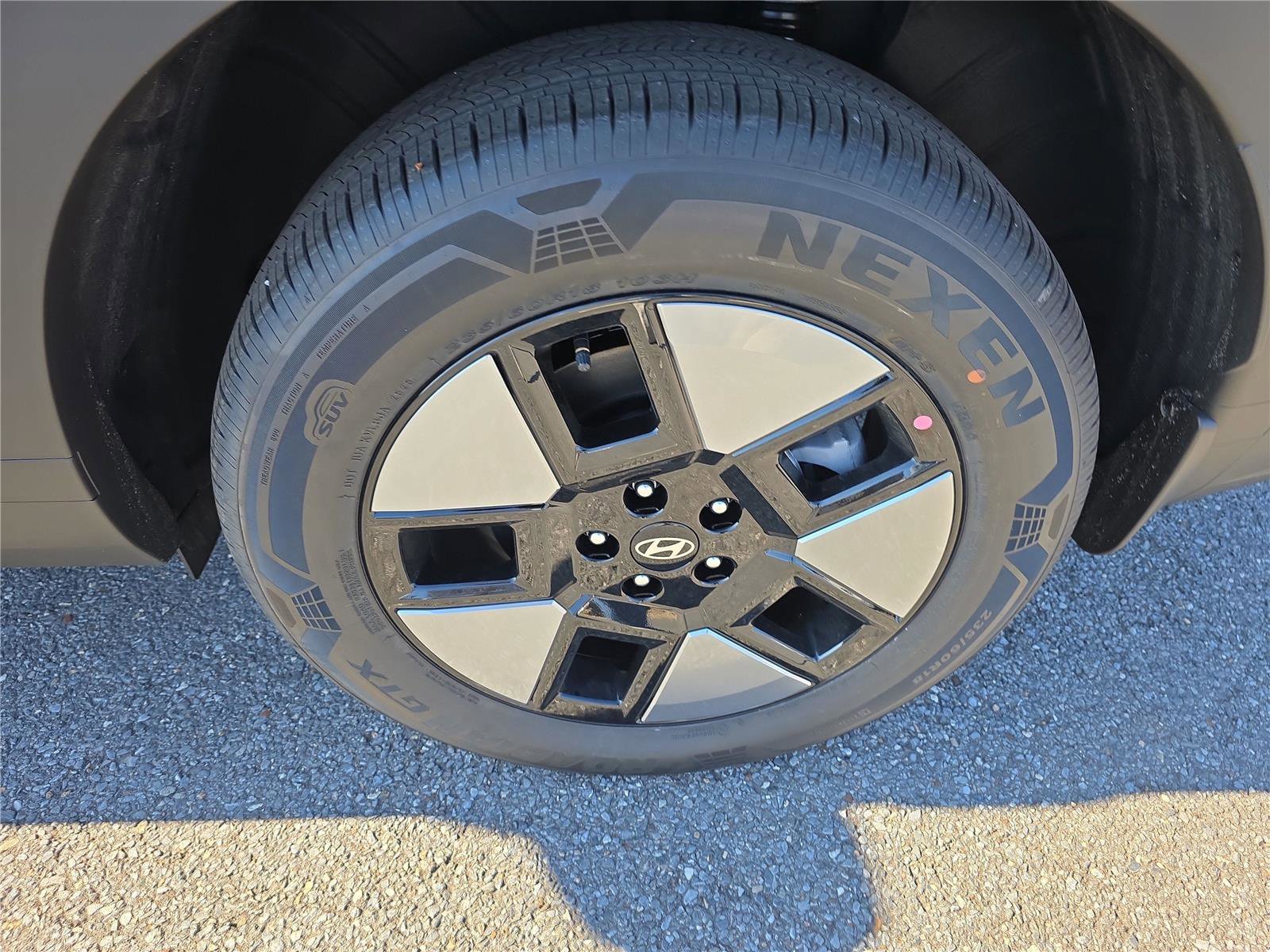 New 2026 Hyundai Santa Fe SEL image 9