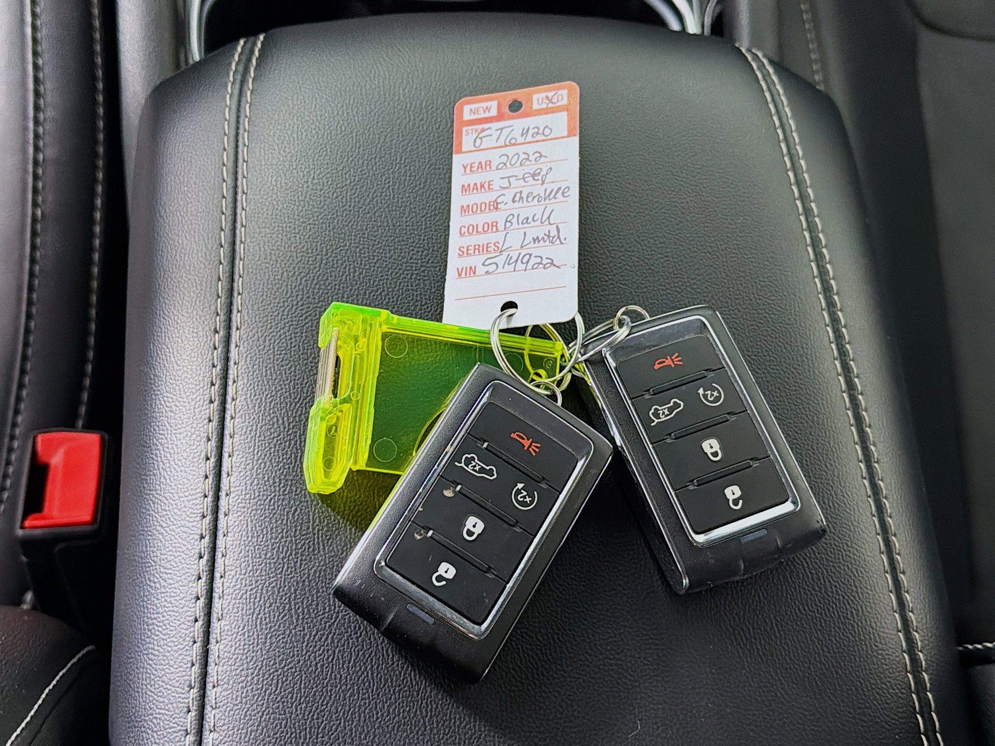 Used 2022 Jeep Grand Cherokee L Limited image 34