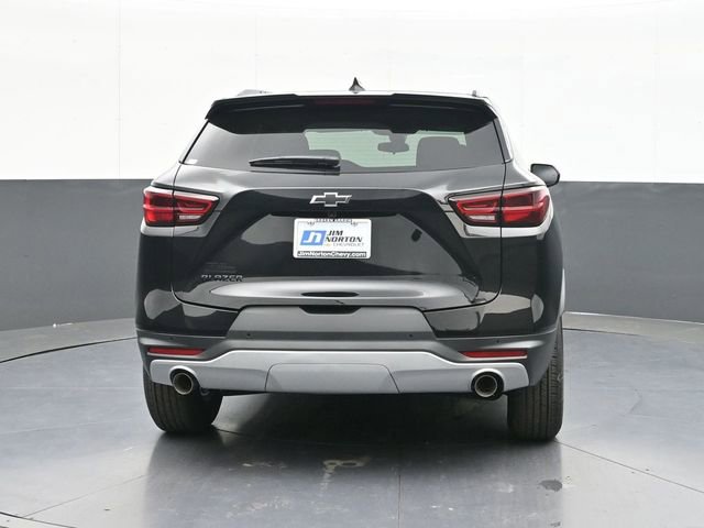 New 2025 Chevrolet Blazer LT w/ Midnight/Sport Edition FWD image 12