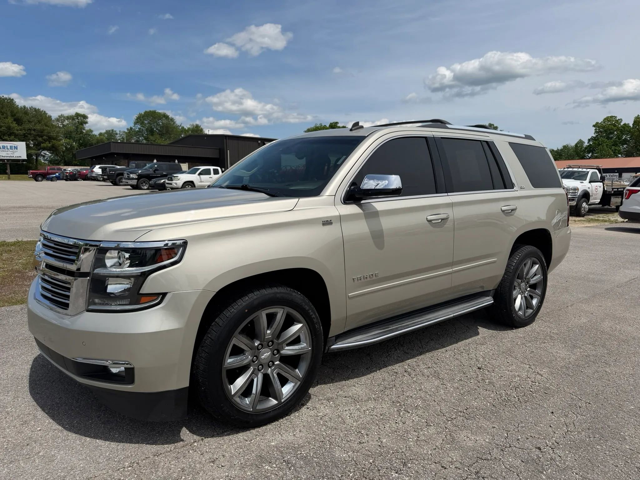 Used 2015 Chevrolet Tahoe LTZ AWD/4WD image 17