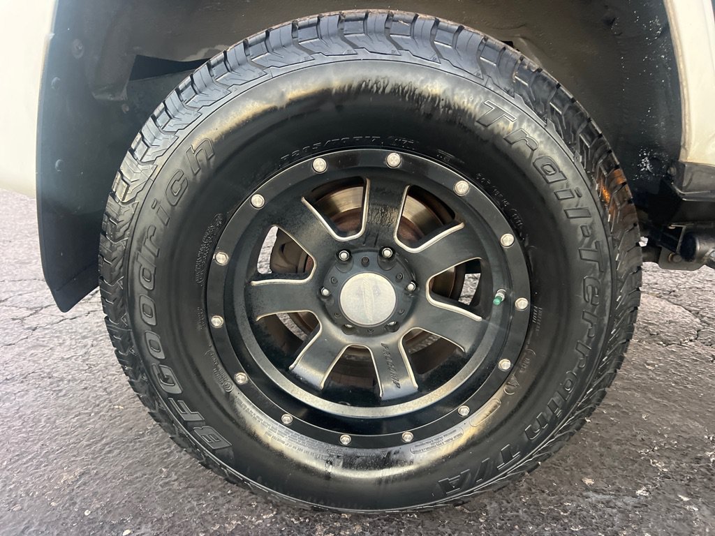 Used 2017 Toyota 4Runner SR5 Premium AWD/4WD image 38