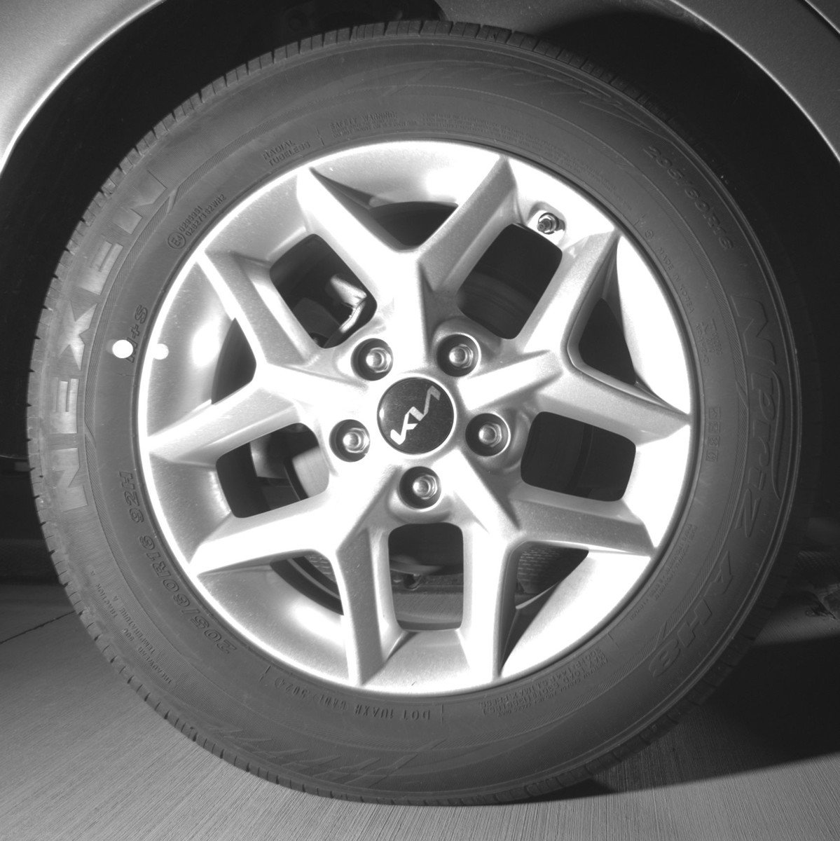Used 2025 Kia Soul LX w/ LX Technology Package FWD image 15
