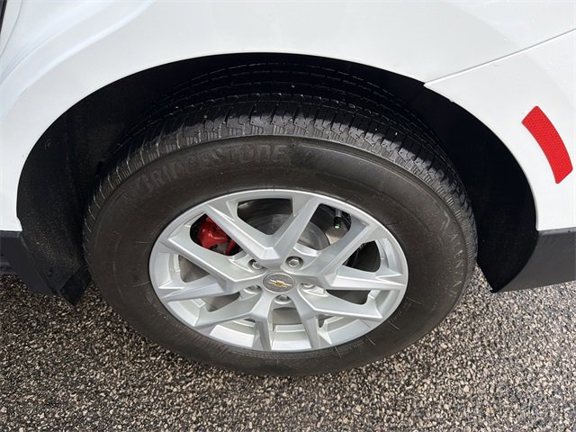 Used 2023 Chevrolet Equinox LT image 11