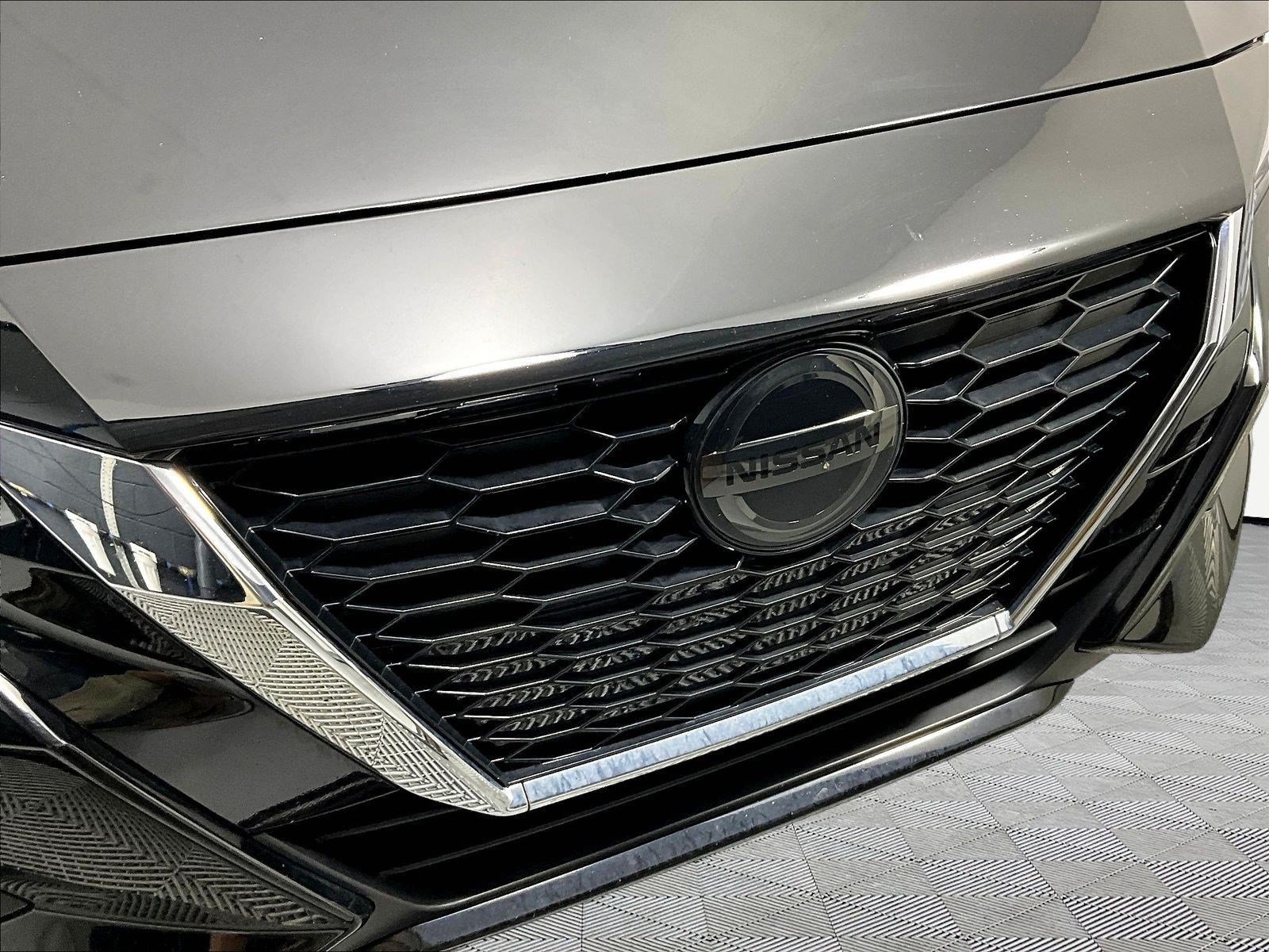 Certified 2022 Nissan Sentra SV w/ Trunk Package FWD image 32