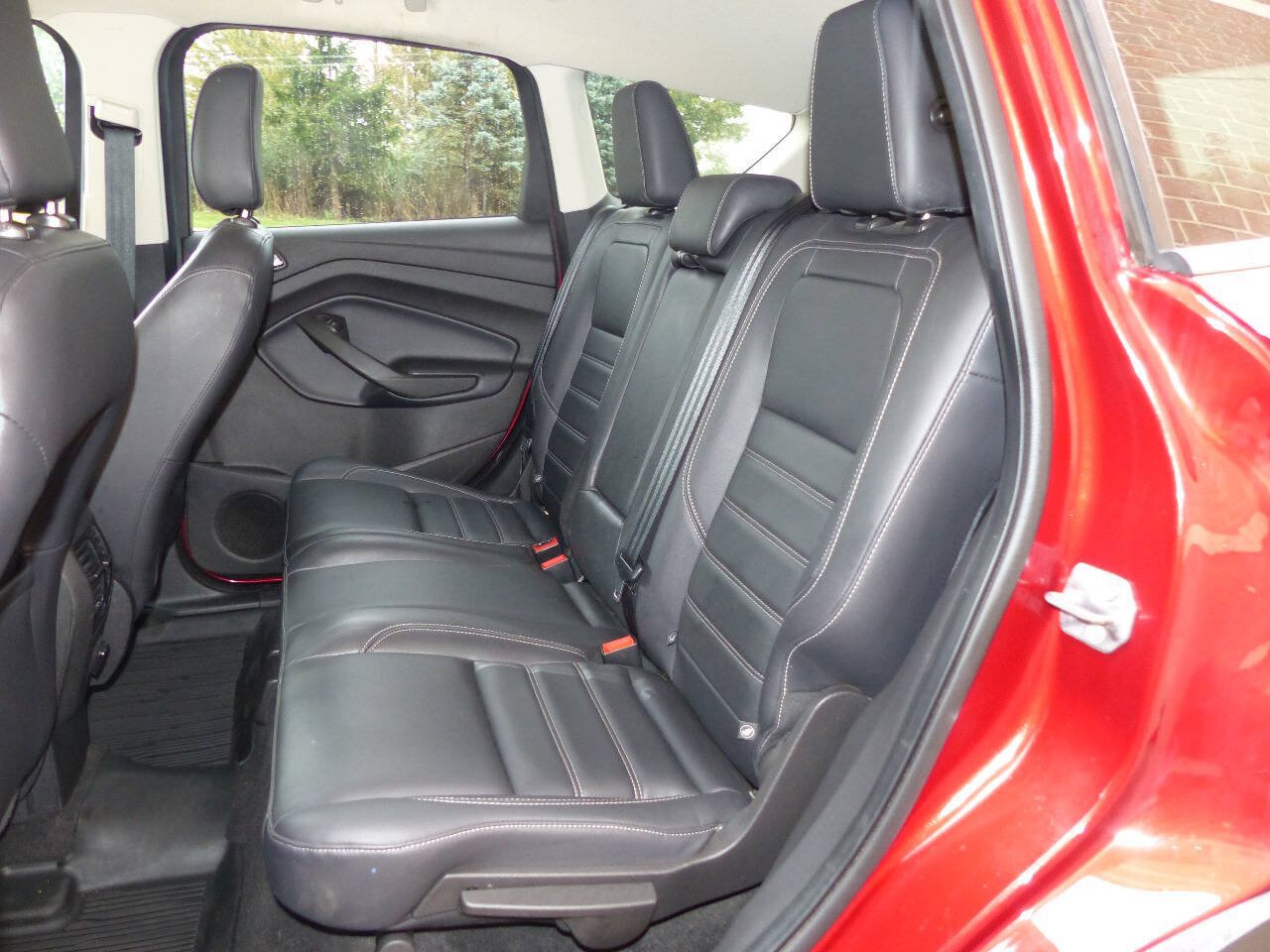 Used 2019 Ford Escape SEL AWD/4WD image 24