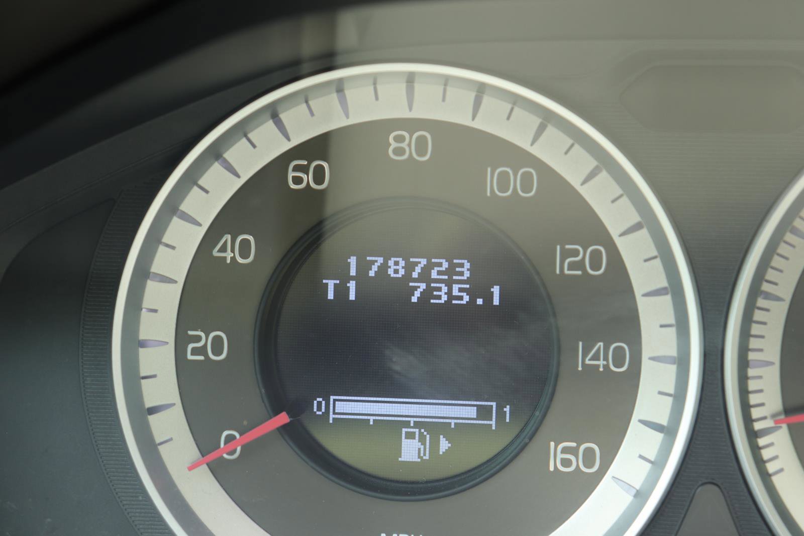 Used 2013 Volvo XC60 3.2 image 27