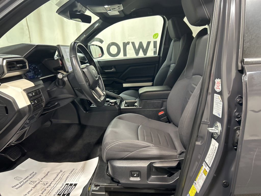 Used 2024 Toyota Tacoma TRD Off-Road image 23