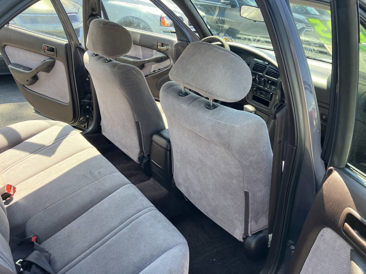 Used 1996 Toyota Camry LE image 26