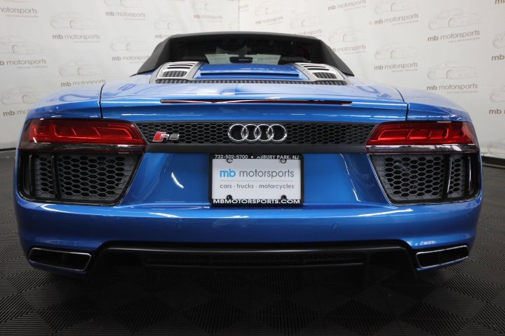 Used 2018 Audi R8 V10 image 9