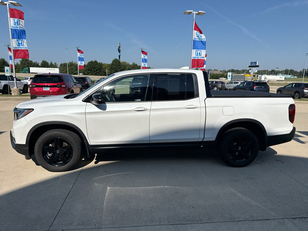 Used 2023 Honda Ridgeline Black Edition image 8