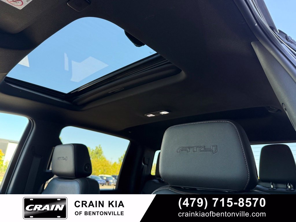 Used 2021 GMC Sierra 2500 AT4 w/ AT4 Premium Plus Package AWD/4WD image 21