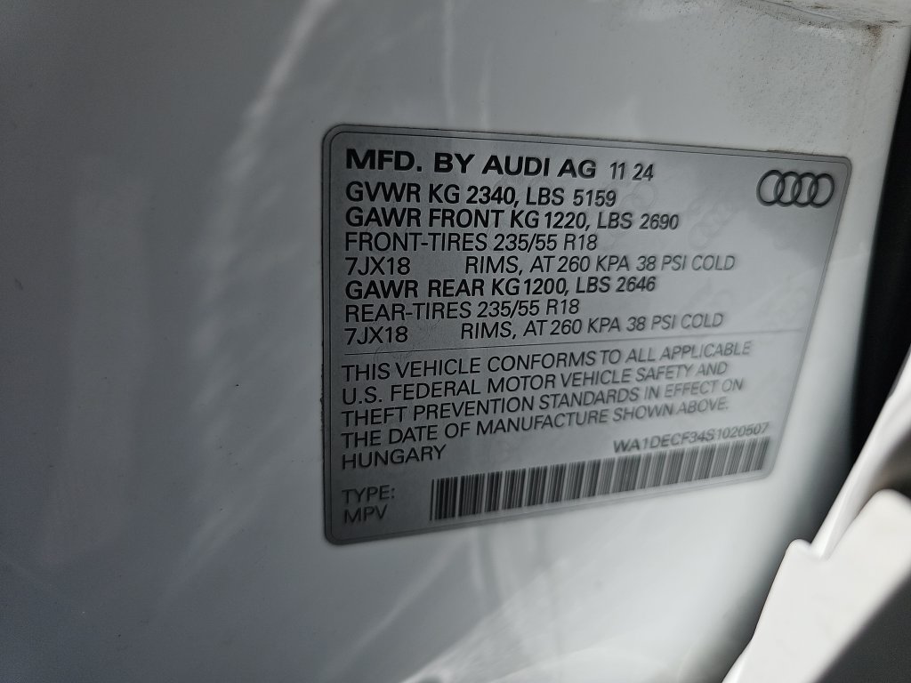 Used 2025 Audi Q3 2.0T Premium AWD/4WD image 33